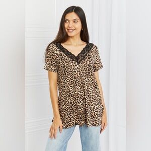 Celeste You Grow Girl Floral V-Neck Top in Leopard
